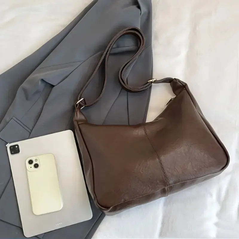 AURA CRESCENT | LEATHER CROSSBODY BAGS - Aura Carry
