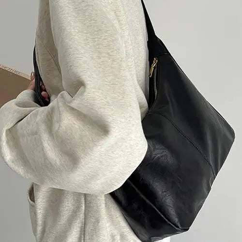 AURA CRESCENT | LEATHER CROSSBODY BAGS - Aura Carry