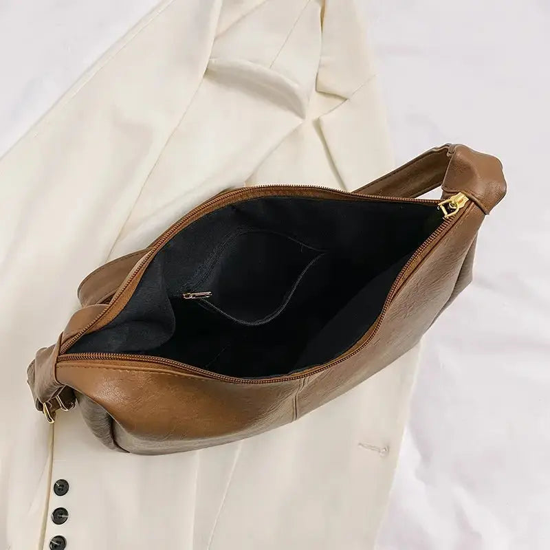 AURA CRESCENT | LEATHER CROSSBODY BAGS - Aura Carry